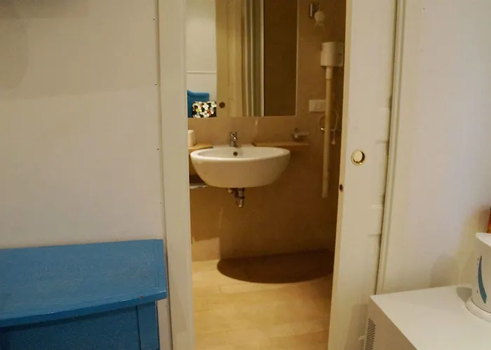 Casa Dell'amicizia Bed & Breakfast 2*