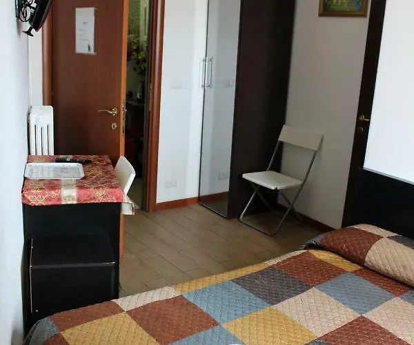 Bed & Breakfast Casa Dell'amicizia Rome
